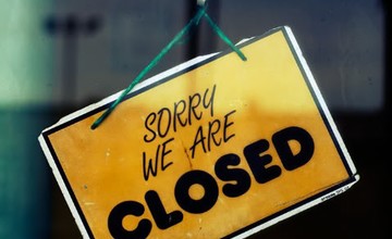 sorry_we_are_closed_b