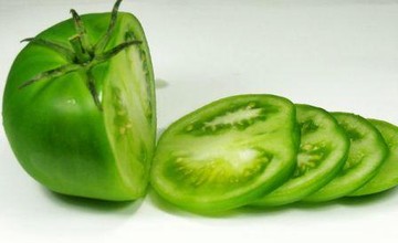green_tomato